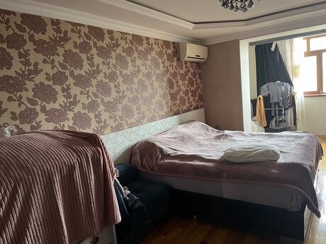 3 otaqlı köhnə tikili - Elmlər Akademiyası m. - 65 m²