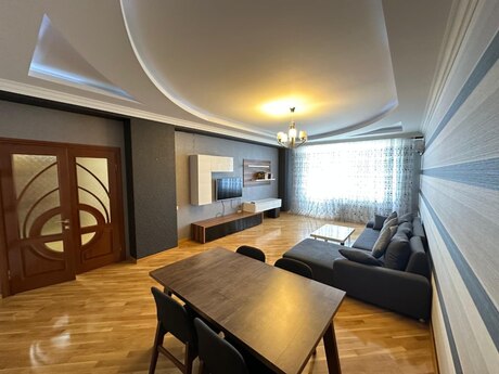 3 otaqlı yeni tikili - Şah İsmayıl Xətai m. - 190 m²