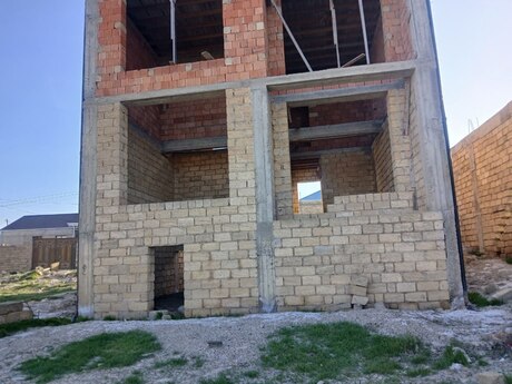 3 otaqlı həyət evi/bağ evi - Hökməli q. - 160 m²