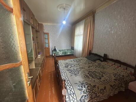 2 otaqlı köhnə tikili - Neftçilər m. - 50 m²