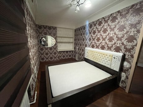 2 otaqlı köhnə tikili - Qara Qarayev m. - 55 m²