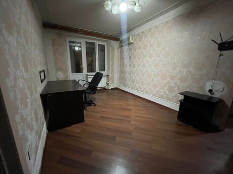 2 otaqlı köhnə tikili - Qara Qarayev m. - 55 m²