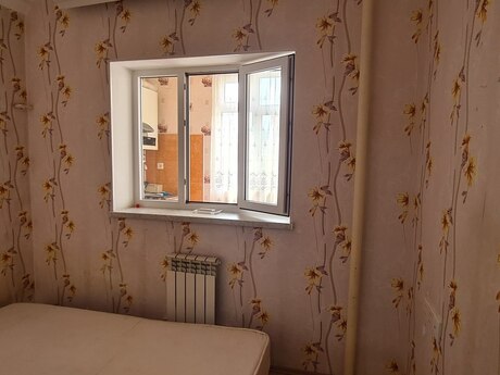 3 otaqlı köhnə tikili - 8-ci mikrorayon q. - 80 m²