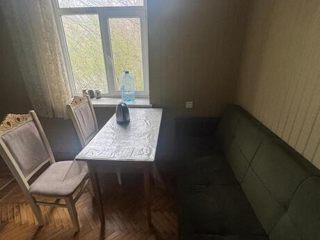 2 otaqlı köhnə tikili - Elmlər Akademiyası m. - 65 m²