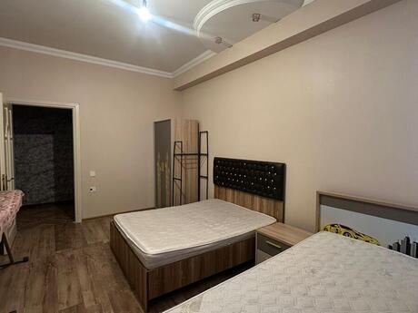 2 otaqlı yeni tikili - İnşaatçılar m. - 80 m²