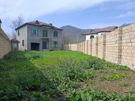 6 otaqlı həyət evi/bağ evi - Qəbələ - 167 m²