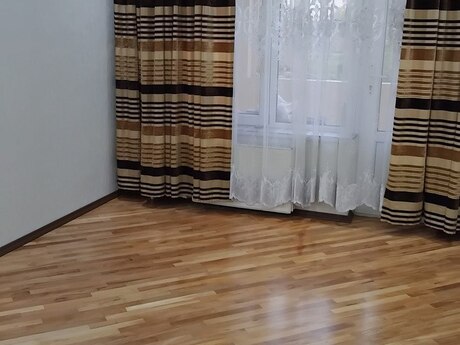 3 otaqlı köhnə tikili - Əhmədli q. - 85 m²