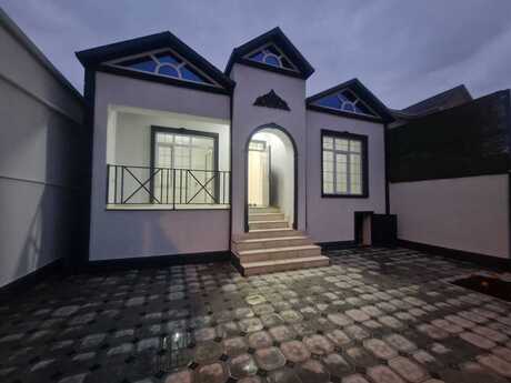4 otaqlı həyət evi/bağ evi - Zabrat q. - 122 m²