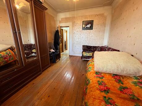 3 otaqlı köhnə tikili - Gənclik m. - 85 m²