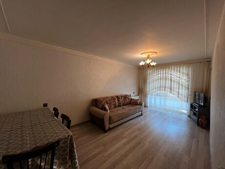 2 otaqlı köhnə tikili - Xalqlar Dostluğu m. - 48 m²