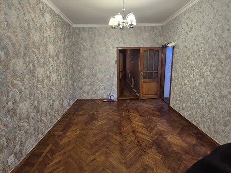 3 otaqlı köhnə tikili - Memar Əcəmi m. - 50 m²