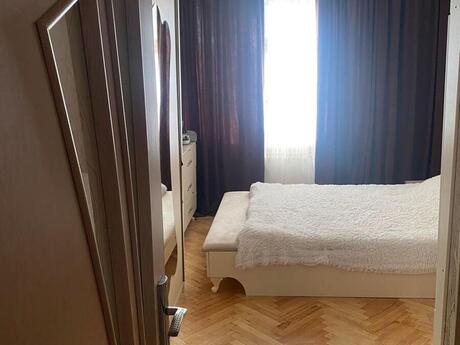 2 otaqlı köhnə tikili - Memar Əcəmi m. - 55 m²
