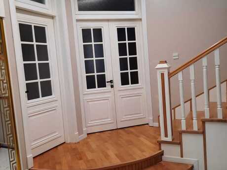 6 otaqlı həyət evi/bağ evi - Biləcəri q. - 480 m²