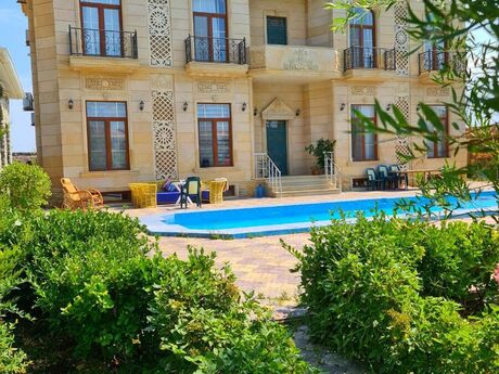 5 otaqlı həyət evi/bağ evi - Mərdəkan q. - 200 m²