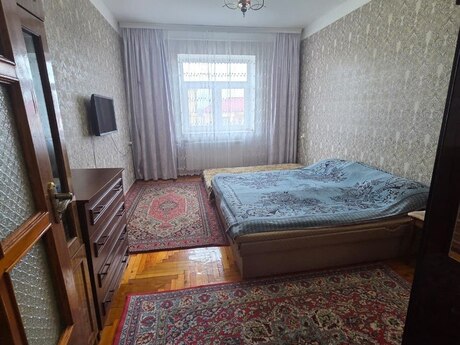 4 otaqlı köhnə tikili - Nəsimi m. - 110 m²