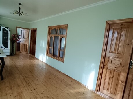 4 otaqlı həyət evi/bağ evi - Şəki - 150 m²
