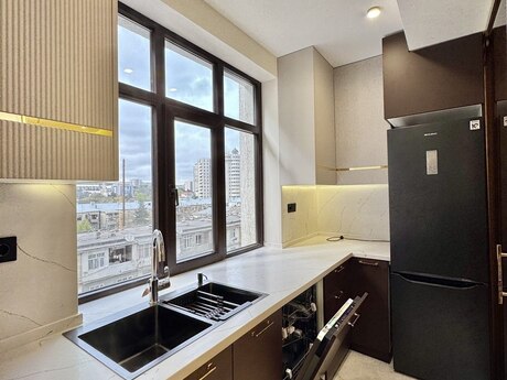 3 otaqlı yeni tikili - Nərimanov r. - 98 m²