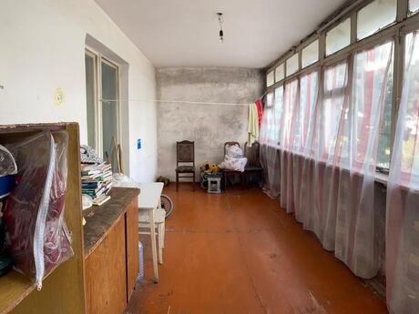4 otaqlı köhnə tikili - Həzi Aslanov q. - 120 m²