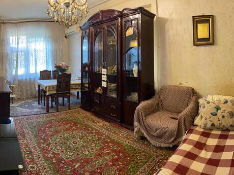 4 otaqlı köhnə tikili - Həzi Aslanov q. - 120 m²