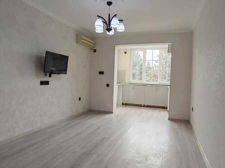 2 otaqlı köhnə tikili - Xalqlar Dostluğu m. - 35 m²