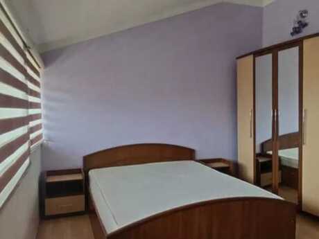 6 otaqlı həyət evi/bağ evi - Mərdəkan q. - 197 m²