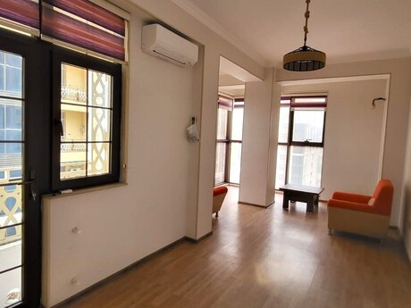 Elan №6097574 - Bakı, 28 May m., 2 otaqlı, 80 m², 14/16 mərtəbə