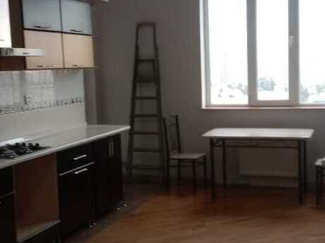 2-комн. офис - м. 28 мая - 100 м²