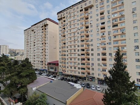 5 otaqlı köhnə tikili - Həzi Aslanov m. - 120 m²