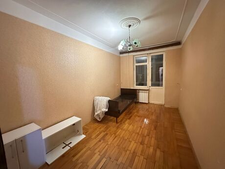 3 otaqlı köhnə tikili - Xalqlar Dostluğu m. - 85 m²