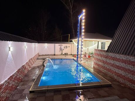1 otaqlı həyət evi/bağ evi - Qəbələ - 180 m²