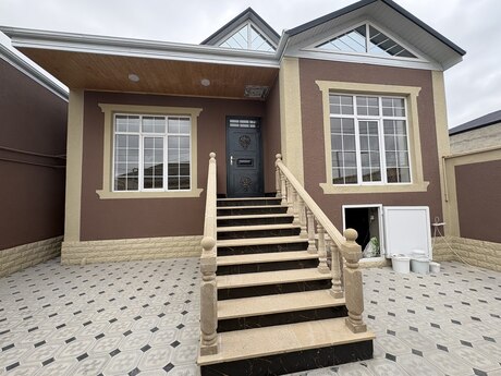 4 otaqlı həyət evi/bağ evi - Sabunçu q. - 80 m²