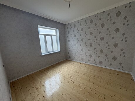 4 otaqlı həyət evi/bağ evi - Sabunçu q. - 80 m²