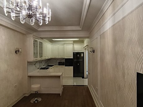 3 otaqlı yeni tikili - İnşaatçılar m. - 110 m²
