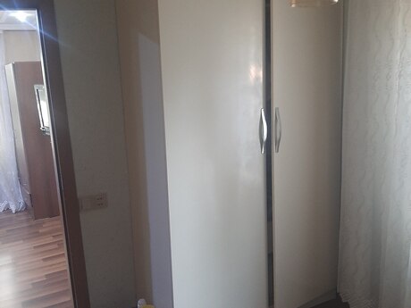3 otaqlı həyət evi/bağ evi - Neftçilər m. - 80 m²