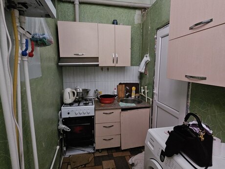 2 otaqlı köhnə tikili - Nizami m. - 50 m²