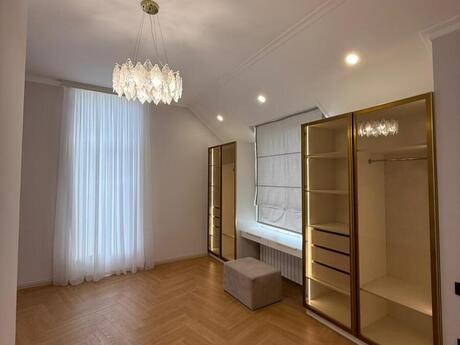 5 otaqlı həyət evi/bağ evi - Badamdar q. - 225 m²