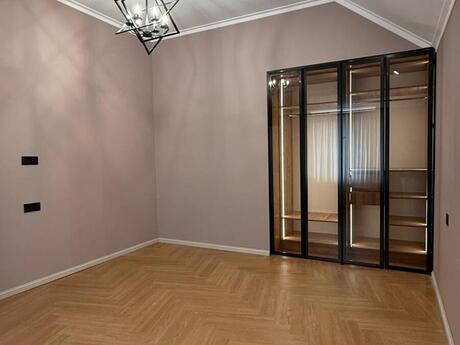 5 otaqlı həyət evi/bağ evi - Badamdar q. - 225 m²