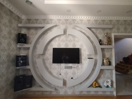 4 otaqlı həyət evi/bağ evi - Buzovna q. - 200 m²