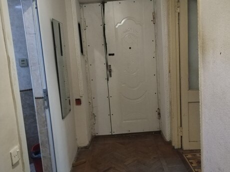 2 otaqlı köhnə tikili - Nizami m. - 45 m²