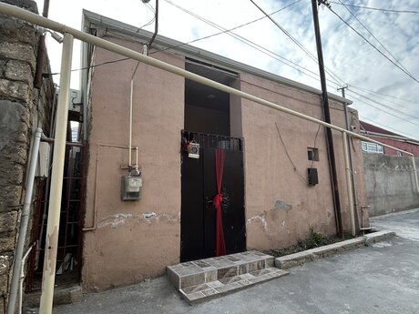 3 otaqlı həyət evi/bağ evi - Xətai r. - 75 m²
