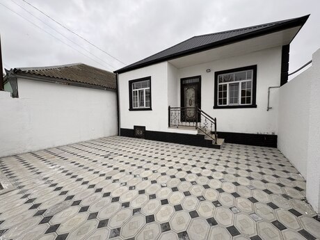 3 otaqlı həyət evi/bağ evi - Ramana q. - 70 m²