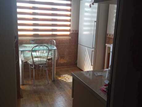 5 otaqlı köhnə tikili - Həzi Aslanov m. - 120 m²
