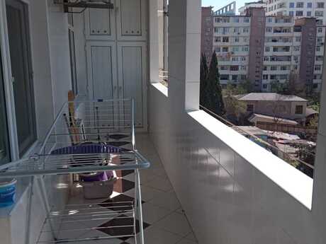 5 otaqlı köhnə tikili - Həzi Aslanov m. - 120 m²