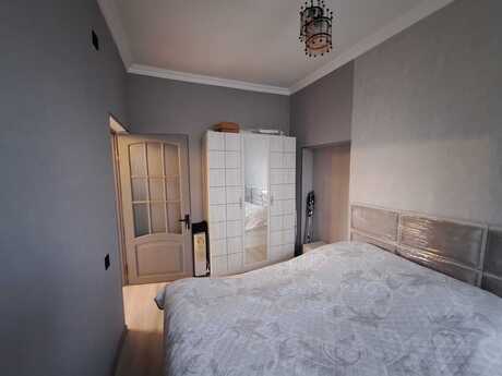 4 otaqlı həyət evi/bağ evi - Görədil q. - 150 m²