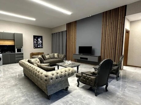 4 otaqlı həyət evi/bağ evi - Bilgəh q. - 250 m²