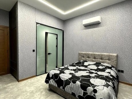 4 otaqlı həyət evi/bağ evi - Bilgəh q. - 250 m²