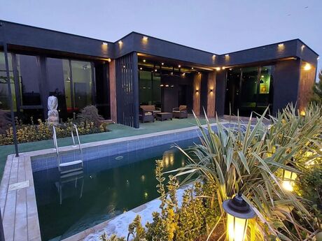 4 otaqlı həyət evi/bağ evi - Bilgəh q. - 300 m²