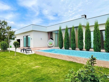 5 otaqlı həyət evi/bağ evi - Buzovna q. - 300 m²