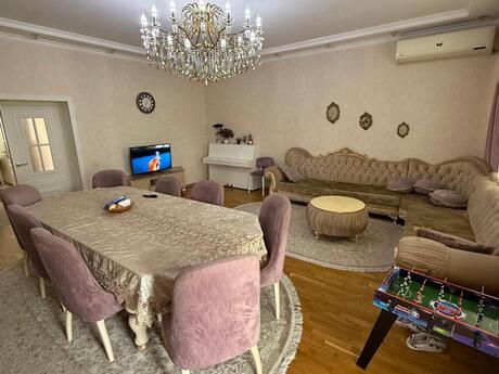 4 otaqlı yeni tikili - İnşaatçılar m. - 167 m²
