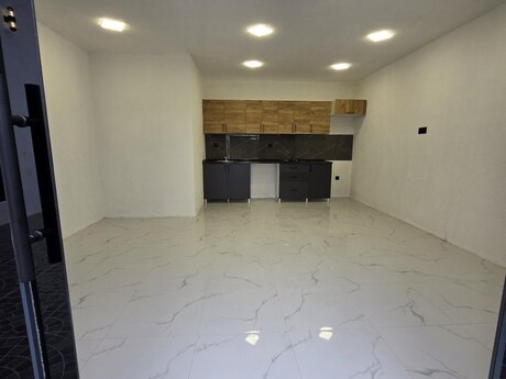 4 otaqlı həyət evi/bağ evi - Şüvəlan q. - 180 m²